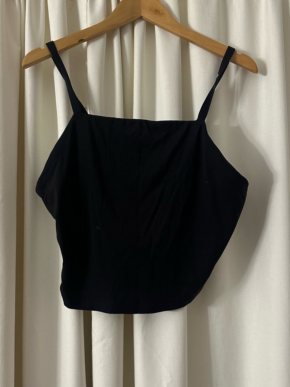 Aerie top